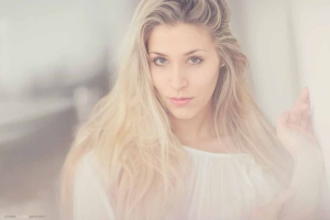 Indoor Shooting Kristina available light, Farbflecks.eu, Holger gawrisch, sensuell Fotografie,